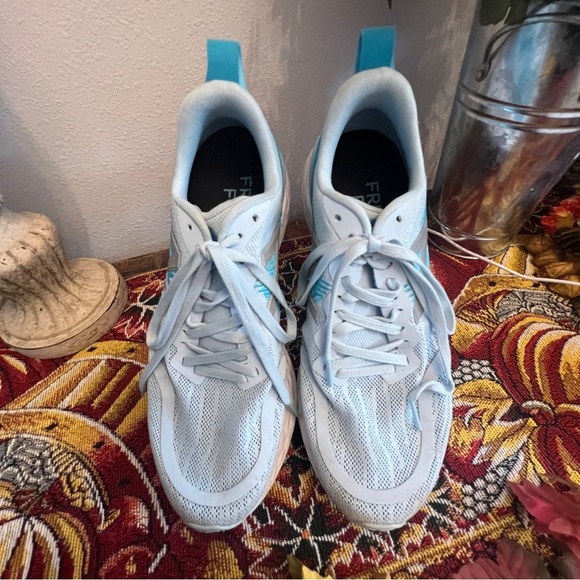 Women's New Balance Fresh Foam Glo/Virtual Sky Running Shoes Size 9 - Picture 1 of 7